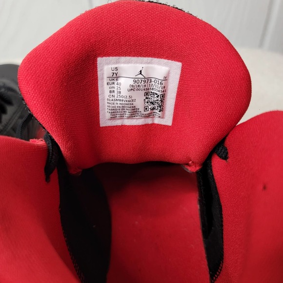 Jordan Jumpman Pro (GS) Size 7Y - EUC w/box - Picture 8 of 10